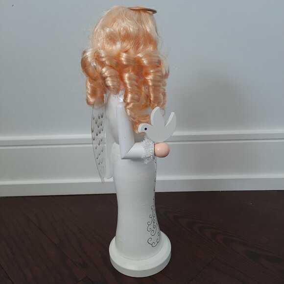 New! Homesense Christmas Angel Decoration - Picture 3 of 6